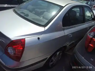 Здавання транспортного засобу hyundai elantra (xd) d4ea року 2003 потужний d4ea
