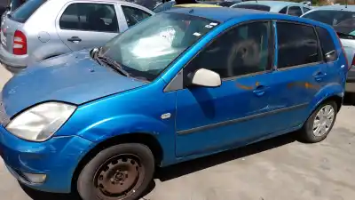 Veicolo di demolizione ford fiesta (cbk) fxja dell'anno 2001 alimentato fxja