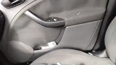 Здавання транспортного засобу seat toledo iii (5p2) 2.0 tdi 16v року 2004 потужний bkd