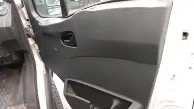 Здавання транспортного засобу iveco daily furgón 814043c року 1999 потужний 814043c