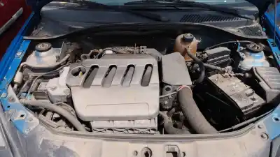 Здавання транспортного засобу renault clio ii fase ii (b/cb0) k4j року 2001 потужний k4j
