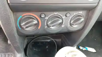 Здавання транспортного засобу renault clio ii fase ii (b/cb0) k4j року 2001 потужний k4j