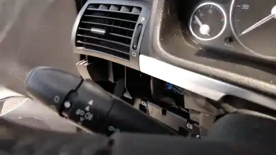 Veículo de Sucata peugeot 407 coupe uhzdt17 do ano 2005 alimentado uhzdt17