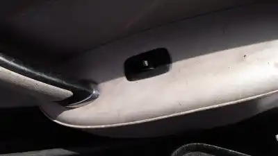 Veículo de Sucata peugeot 407 coupe uhzdt17 do ano 2005 alimentado uhzdt17