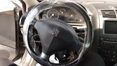 Veículo de Sucata peugeot 407 coupe uhzdt17 do ano 2005 alimentado uhzdt17