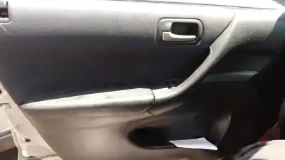 Здавання транспортного засобу honda civic 5 puertas (eu7/8) g-d16v1 року 2001 потужний d16v1