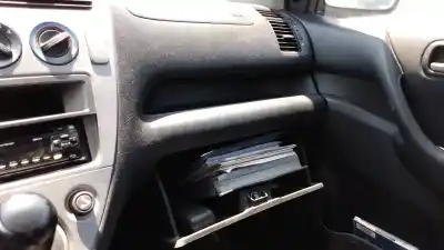 Здавання транспортного засобу honda civic 5 puertas (eu7/8) g-d16v1 року 2001 потужний d16v1