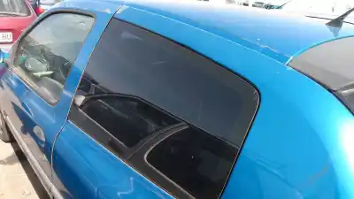 Здавання транспортного засобу renault clio ii fase ii (b/cb0) d4f712 року 2001 потужний d4f712