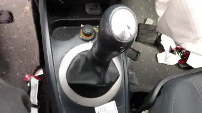 Здавання транспортного засобу renault megane ii berlina 5p k9k722 року 2002 потужний k9k722