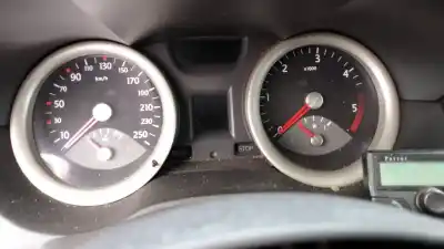 Здавання транспортного засобу renault megane ii berlina 5p k9k722 року 2002 потужний k9k722