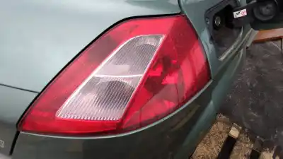 Здавання транспортного засобу renault megane ii berlina 5p k9k722 року 2002 потужний k9k722