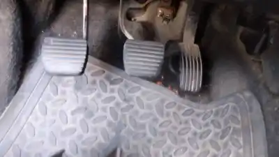 Veículo de Sucata peugeot 206 sw 8hx(dv4td) do ano 2004 alimentado 8hx