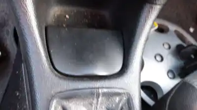 Veículo de Sucata peugeot 206 sw 8hx(dv4td) do ano 2004 alimentado 8hx