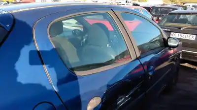 Veículo de Sucata peugeot 206 sw 8hx(dv4td) do ano 2004 alimentado 8hx