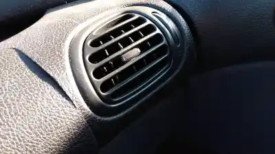 Veículo de Sucata peugeot 206 sw 8hx(dv4td) do ano 2004 alimentado 8hx
