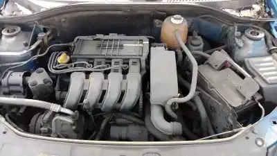 Здавання транспортного засобу renault clio ii fase ii (b/cb0) d4f712 року 2001 потужний d4f712
