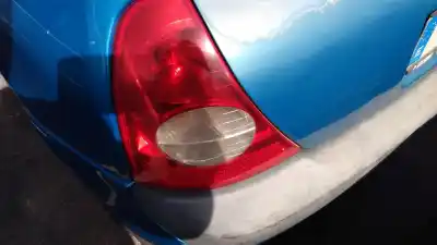 Здавання транспортного засобу renault clio ii fase ii (b/cb0) d4f712 року 2001 потужний d4f712