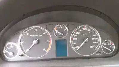 Здавання транспортного засобу peugeot 407 sw (6e_) 2.0 hdi 135 року 2004 потужний rhrdw10bted4