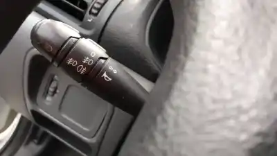 Здавання транспортного засобу renault clio ii fase ii (b/cb0) d7f726 року 1998 потужний d7f726