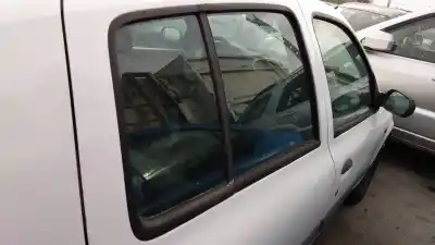 Здавання транспортного засобу renault clio ii fase ii (b/cb0) d7f726 року 1998 потужний d7f726