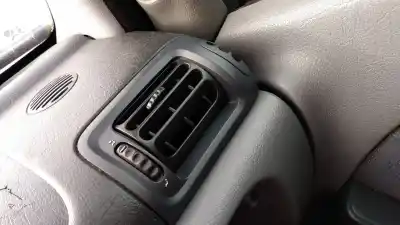 Здавання транспортного засобу renault clio ii fase ii (b/cb0) d7f726 року 1998 потужний d7f726