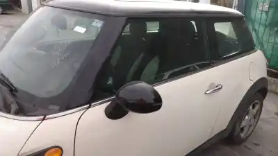 Veículo de Sucata mini mini (r56) n12b16a do ano 2006 alimentado n12b16a