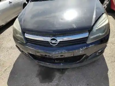 Здавання транспортного засобу OPEL ASTRA H GTC D-Z19DTH року 2004 потужний Z19DTH