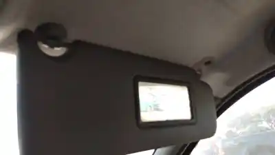 Здавання транспортного засобу renault clio ii fase ii (b/cb0) d7f720 року 1998 потужний d7f720