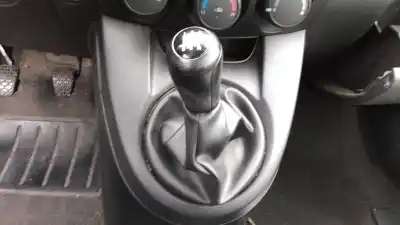Sloopvoertuig mazda 2 berlina (de) zjve van het jaar 2007 aangedreven zjve
