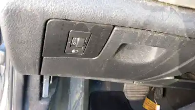 Veículo de Sucata peugeot 407 coupe rhrdw10bted4 do ano 2007 alimentado rhrdw10bted4