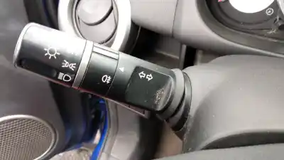 Sloopvoertuig mazda 2 berlina (de) zjve van het jaar 2007 aangedreven zjve