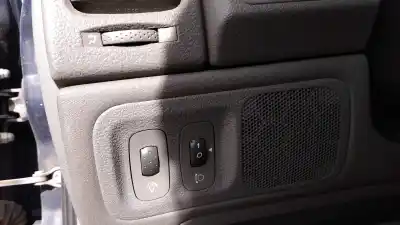 Здавання транспортного засобу renault laguna ii (bg0/1_) 1.9 dci (bg0e) року 2001 потужний f9q752