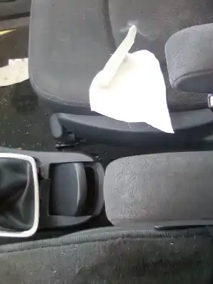 Veículo de Sucata renault espace iv (jk0/1_) 2.2 dci (jk0h) do ano 2005 alimentado g9t742