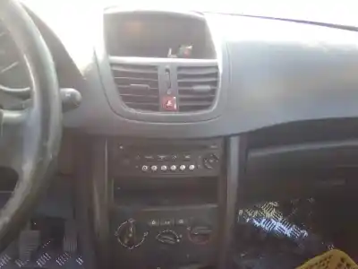 Здавання транспортного засобу peugeot 207/207+ (wa_, wc_) 1.4 hdi року 2006 потужний 8hzdv4td