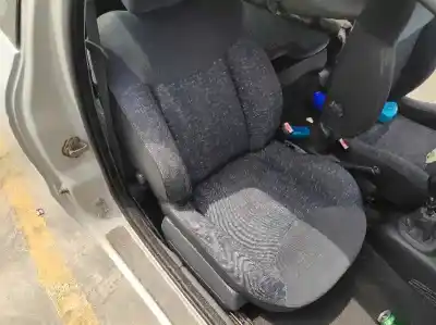 Здавання транспортного засобу renault megane i coach (da0/1_) 1.6 16v (da0b, da04, da11) року 2000 потужний k4m700