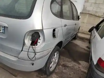 Vehicul casat renault scénic i monospace (ja0/1_, fa0_) 1.9 dci (ja05, ja1f) al anului 2001 alimentat f9q732