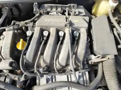 Scrapping Vehicle renault clio ii fase i (b/cb0) k4j713 of the year 1998 powered k4j713