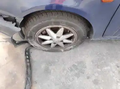 Scrapping Vehicle renault clio ii fase i (b/cb0) k4j713 of the year 1998 powered k4j713