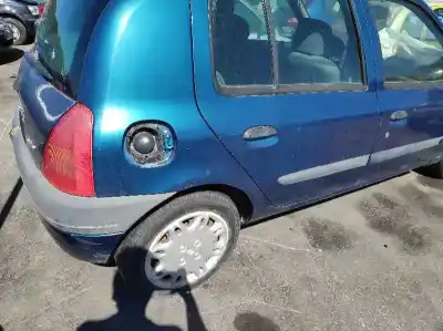 Здавання транспортного засобу renault clio ii fase ii (b/cb0) d7f726 року 1998 потужний d7f726