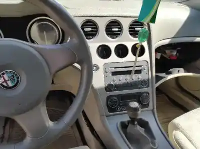 Sloopvoertuig alfa romeo 159 (140) 939a2000 van het jaar 2006 aangedreven 939a2000