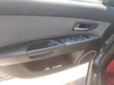 Здавання транспортного засобу mazda 3 berlina (bk) d/y6 року 2003 потужний y6