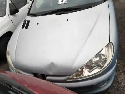 Veículo de Sucata PEUGEOT 206 SW 8HX(DV4TD) do ano 2004 alimentado 8HX