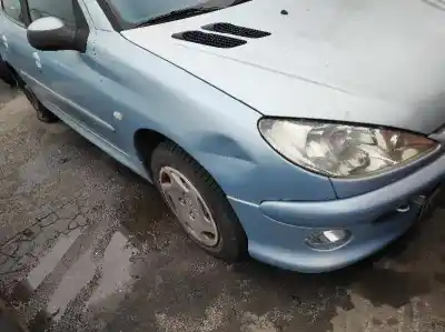 Veículo de Sucata peugeot 206 sw 8hx(dv4td) do ano 2004 alimentado 8hx