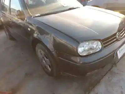 Scrapping Vehicle volkswagen golf iv berlina (1j1) g-akl of the year 1997 powered akl