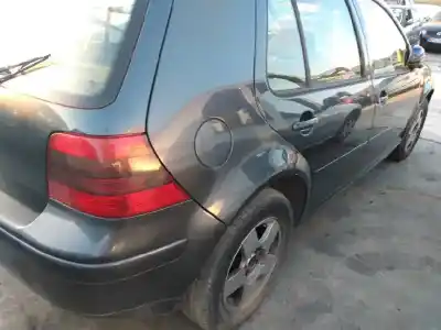 Scrapping Vehicle volkswagen golf iv berlina (1j1) g-akl of the year 1997 powered akl