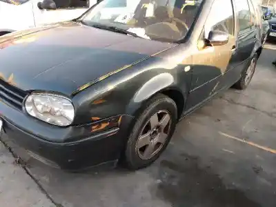 Scrapping Vehicle volkswagen golf iv berlina (1j1) g-akl of the year 1997 powered akl