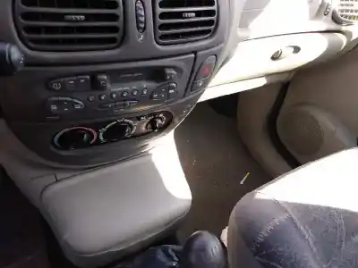Здавання транспортного засобу renault scenic i (ja...) 2.0 16v rx4 року 2001 потужний 