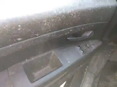 Здавання транспортного засобу fiat grande punto (199) 199a5000 року 2006 потужний 199a5000