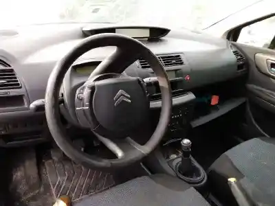 Véhicule à la ferraille citroen c4 coupé (la_) 1.4 16v de l'année 2004 alimenté kfuet3j4