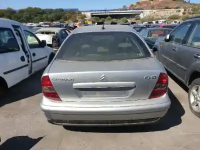 Veículo de Sucata citroen c5 berlina xfxes9j4s do ano 2001 alimentado xfxes9j4s